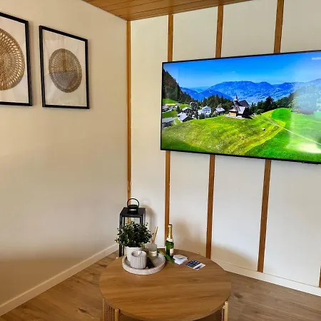 Апартаменти River 2 -kissed Retreat With Iconic Jungfraujoch View Інтерлакен