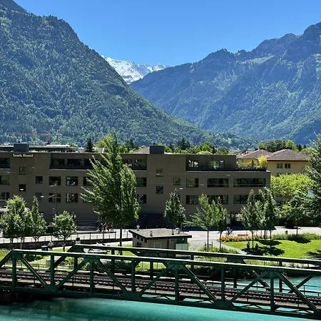 River 2 -kissed Retreat With Iconic Jungfraujoch View Appartement